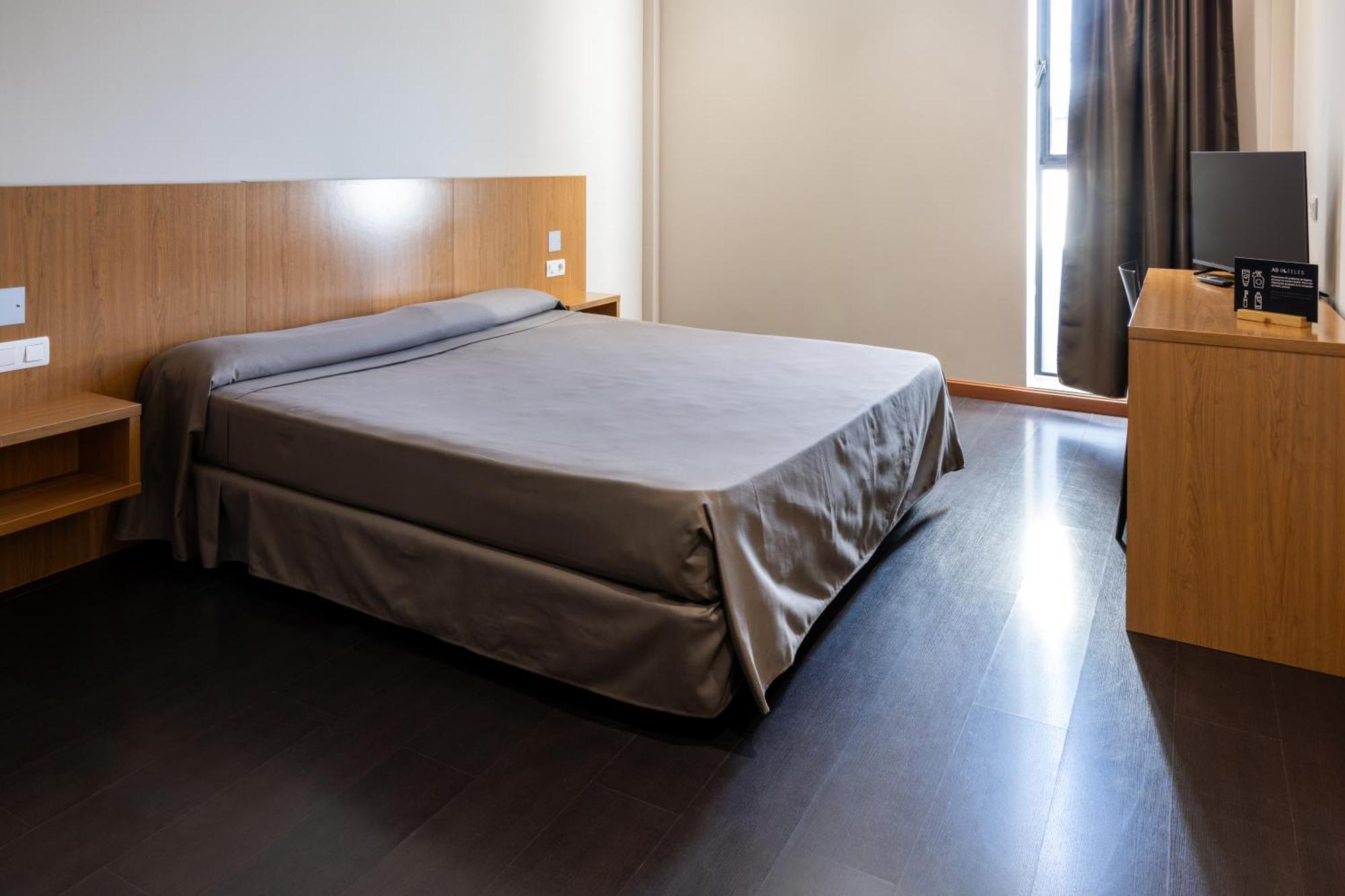 As Hoteles Ponferrada Columbrianos Ngoại thất bức ảnh