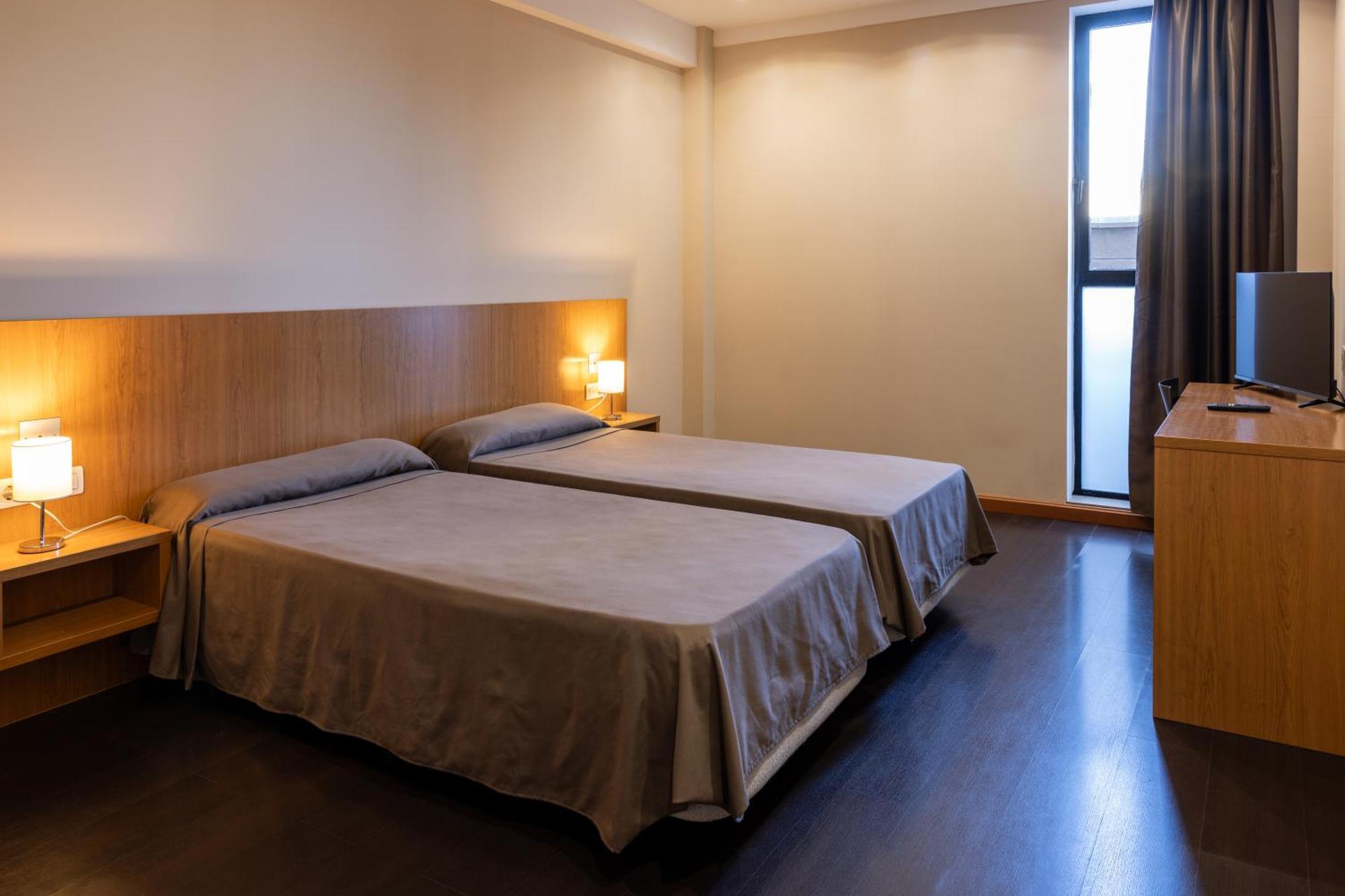 As Hoteles Ponferrada Columbrianos Ngoại thất bức ảnh